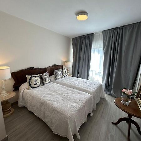 La Casa Del Muelle Apartment Aviles Luaran gambar