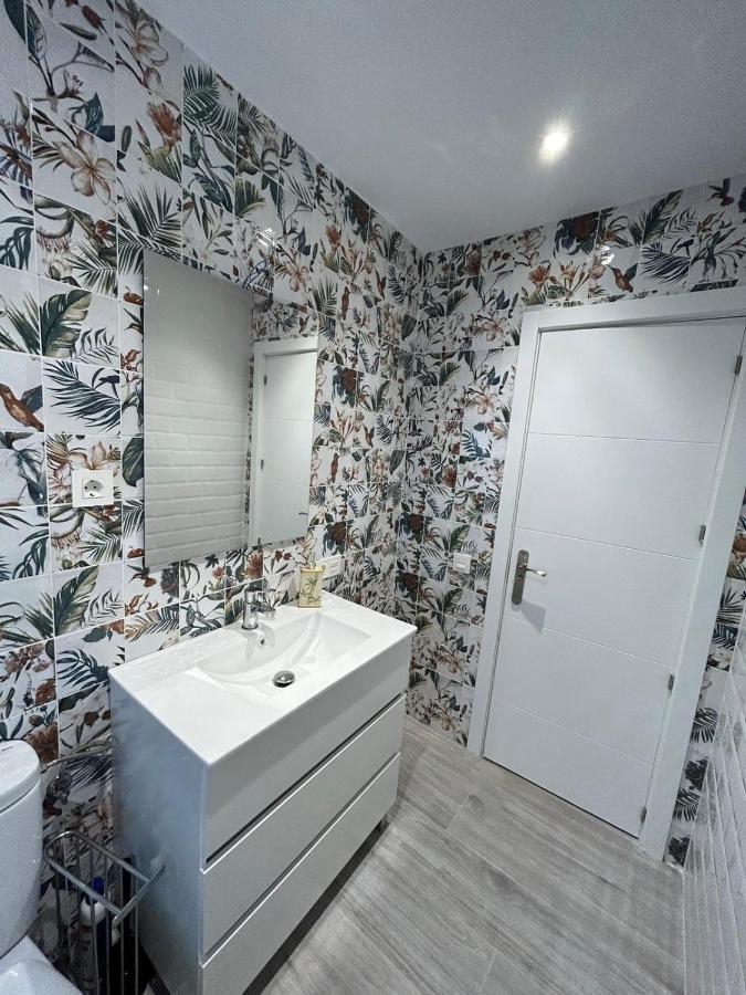La Casa Del Muelle Apartment Aviles Luaran gambar